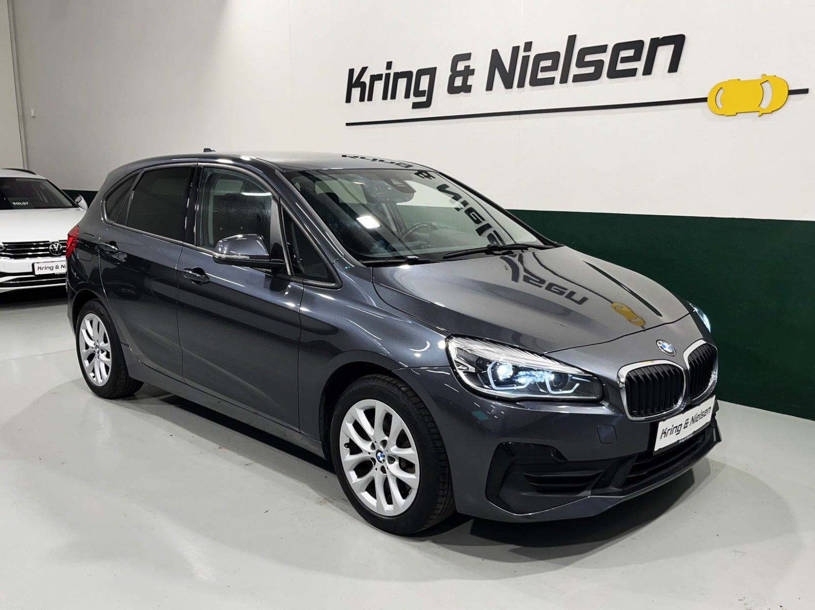 BMW 225xe 2021