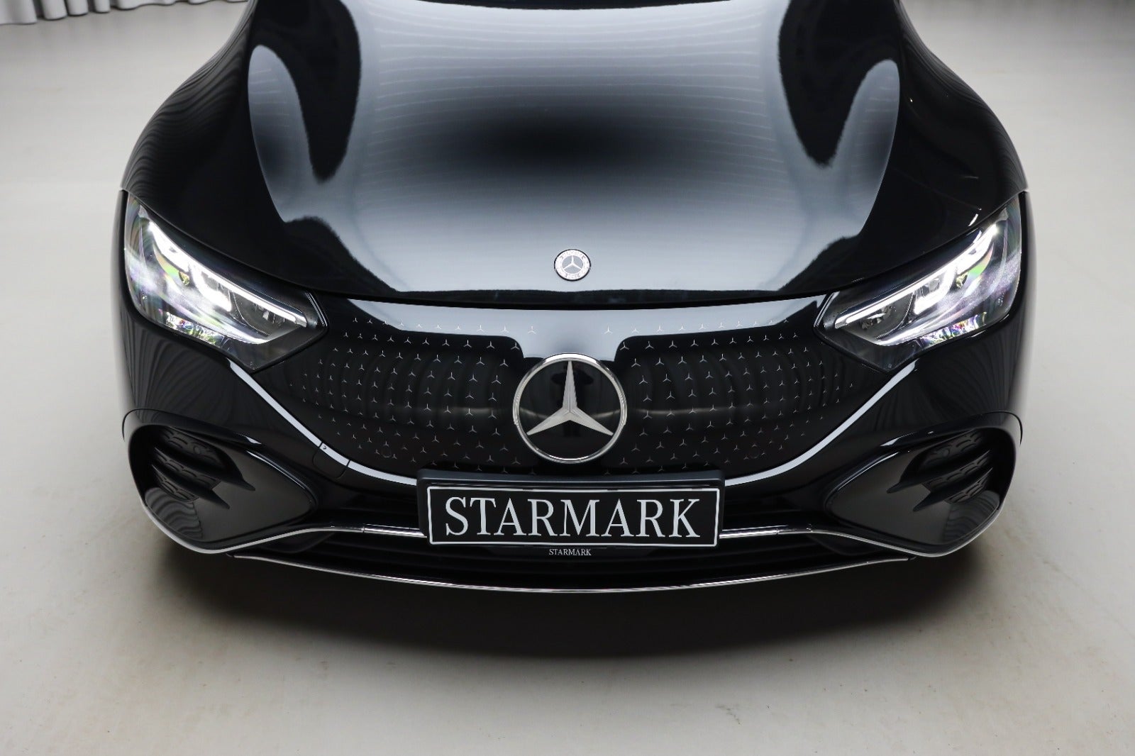 Mercedes-Benz EQE 350+