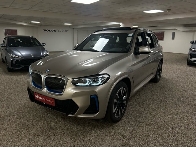 BMW iX3 Charged M-Sport