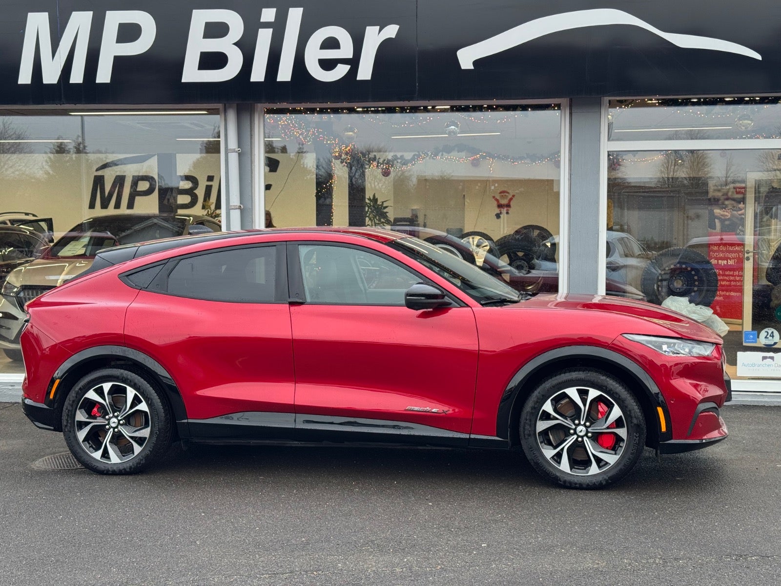 Billede af Ford Mustang Mach-E 98 Premium Extended Range