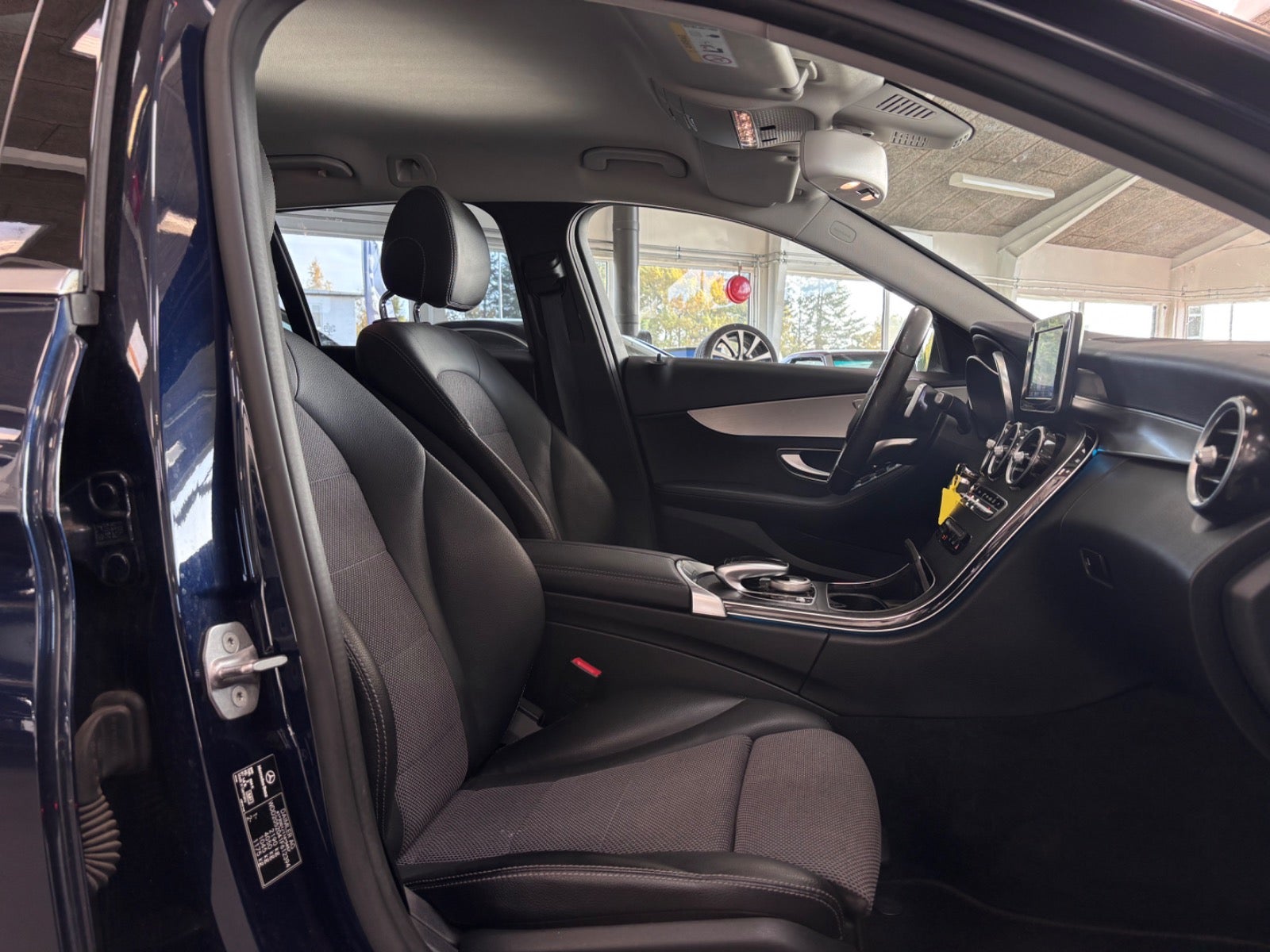 Mercedes C220 d, Billede 9