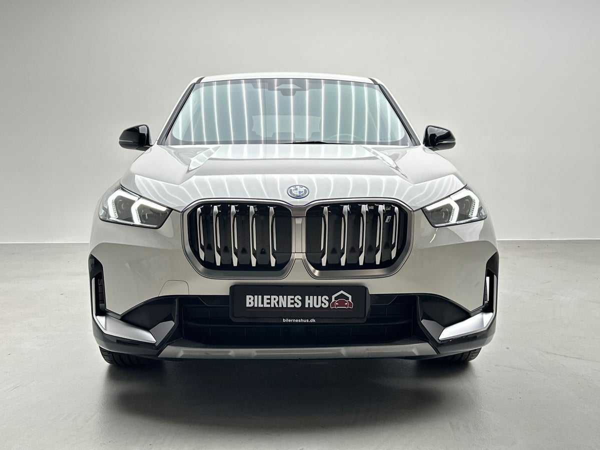 BMW iX1 eDrive20 X-Line billede 6