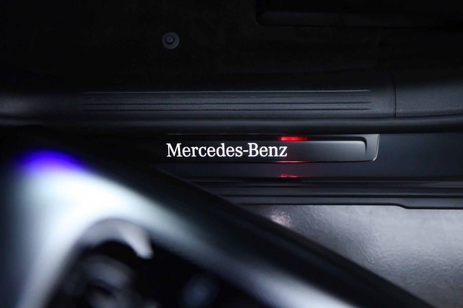 Mercedes-Benz EQE 350 SUV