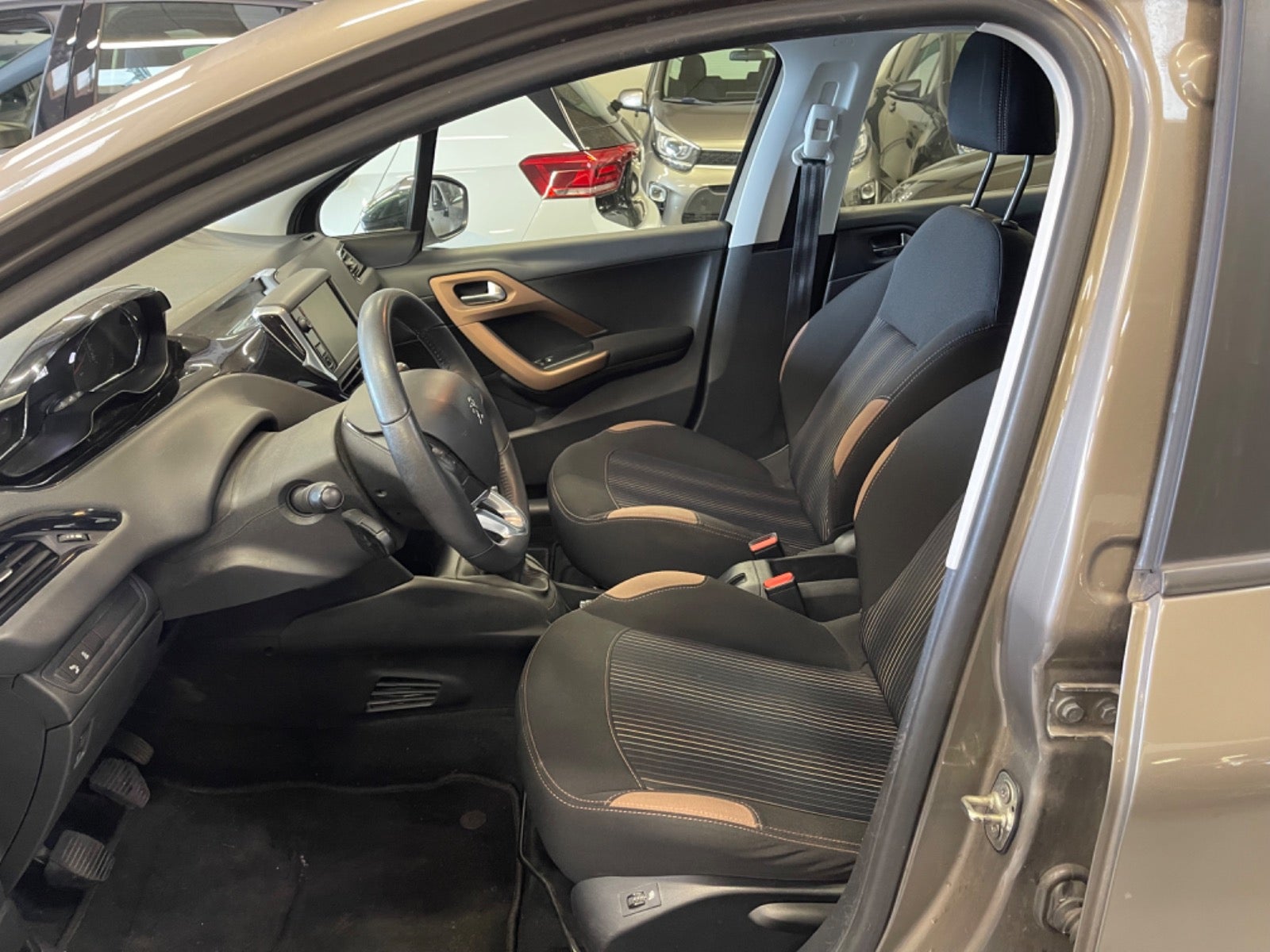 Billede af Peugeot 208 1,2 VTi Active