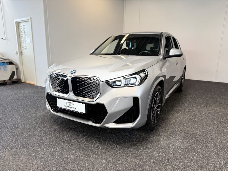 BMW iX1 eDrive20 M-Sport