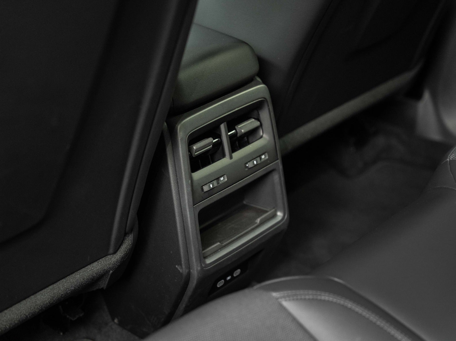 Gallery image 19 of 21