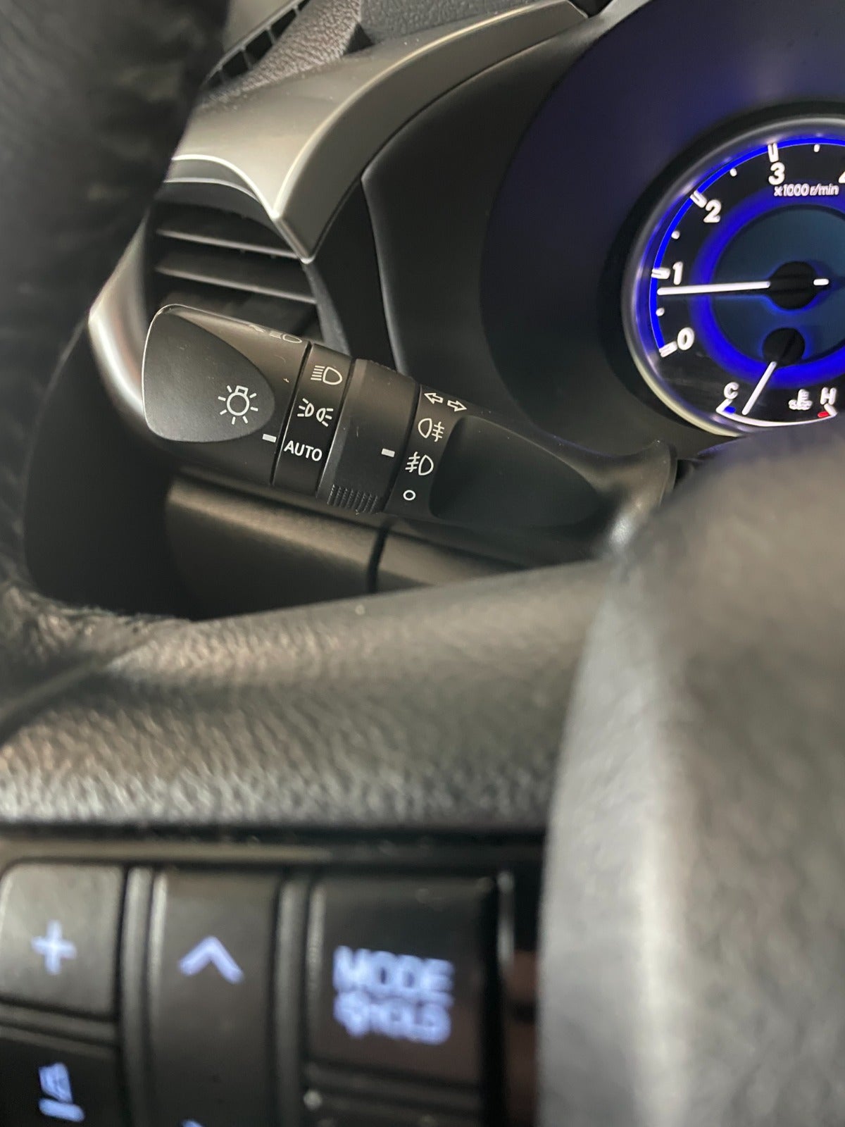 Billede af Toyota HiLux 2,4 D-4D 150 T3 Db.Kab aut. 4x4