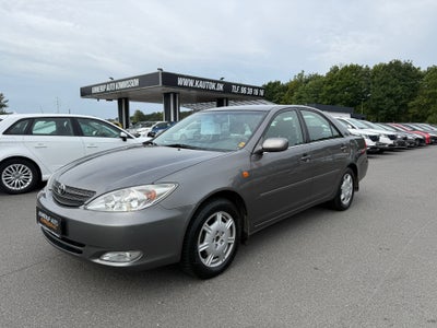 Toyota Camry 2,4 VVT-i aut. 4d