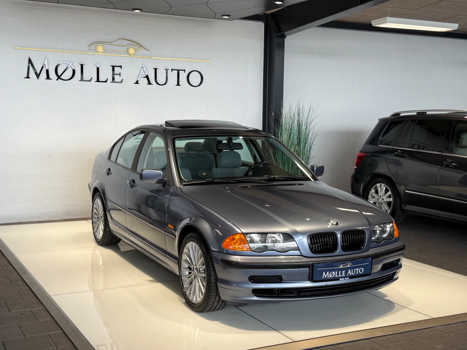 Billede af BMW 318i 1,9 aut.