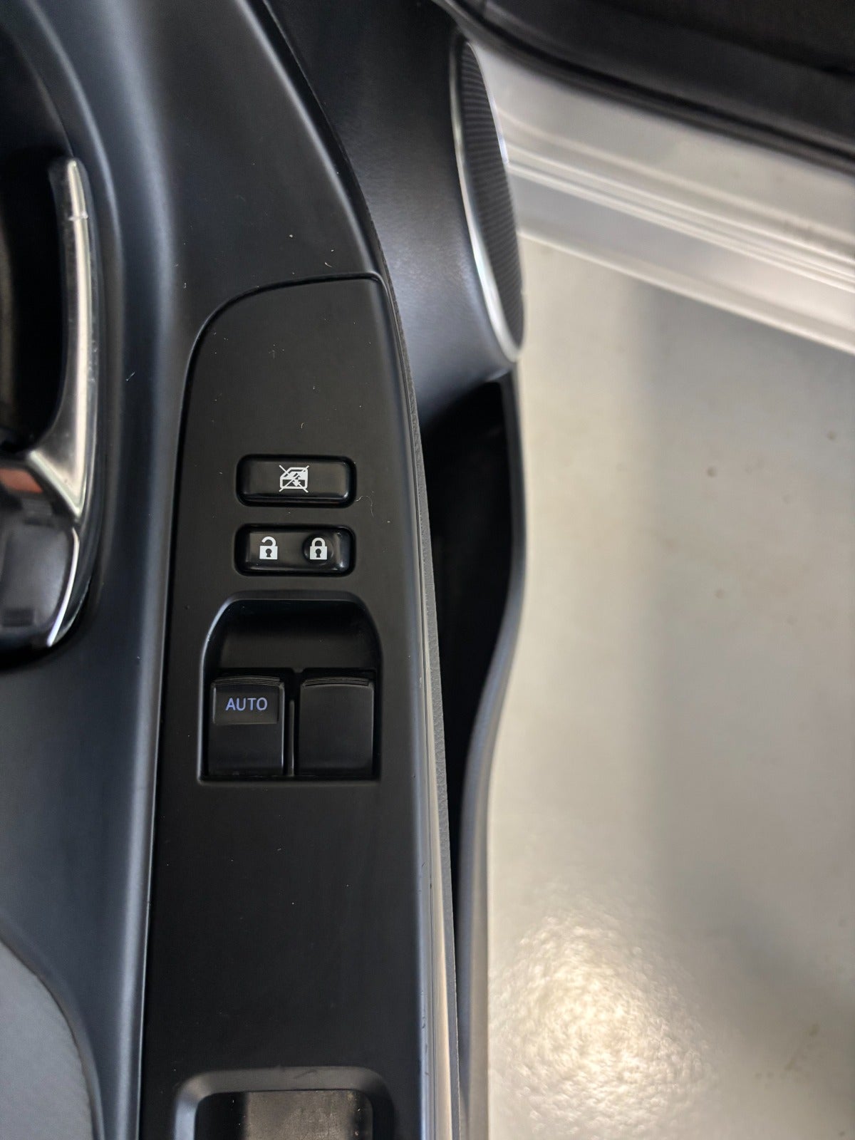 Toyota Yaris Hybrid H2 e-CVT