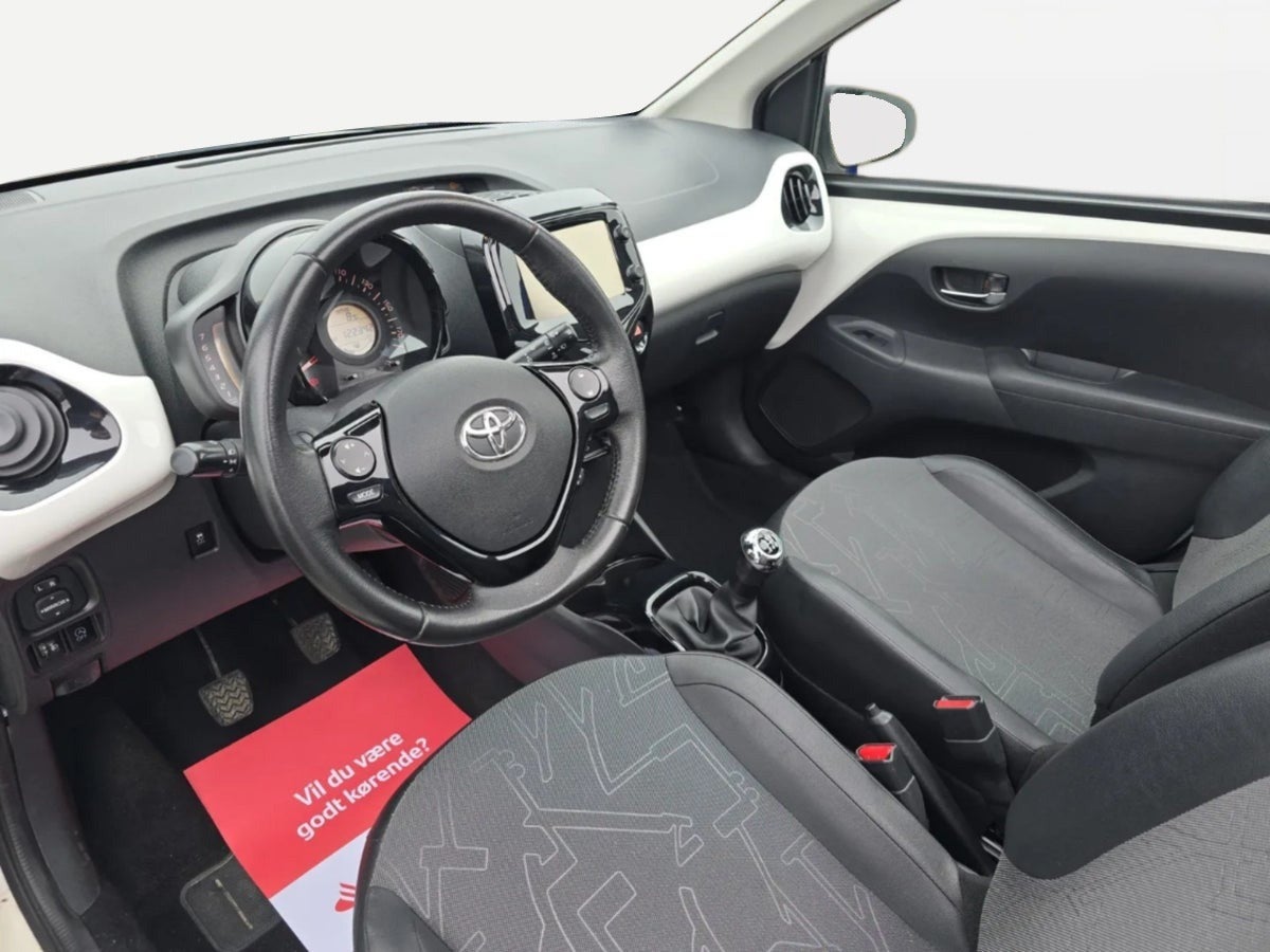 Billede af Toyota Aygo 1,0 VVT-i x-wave Sky