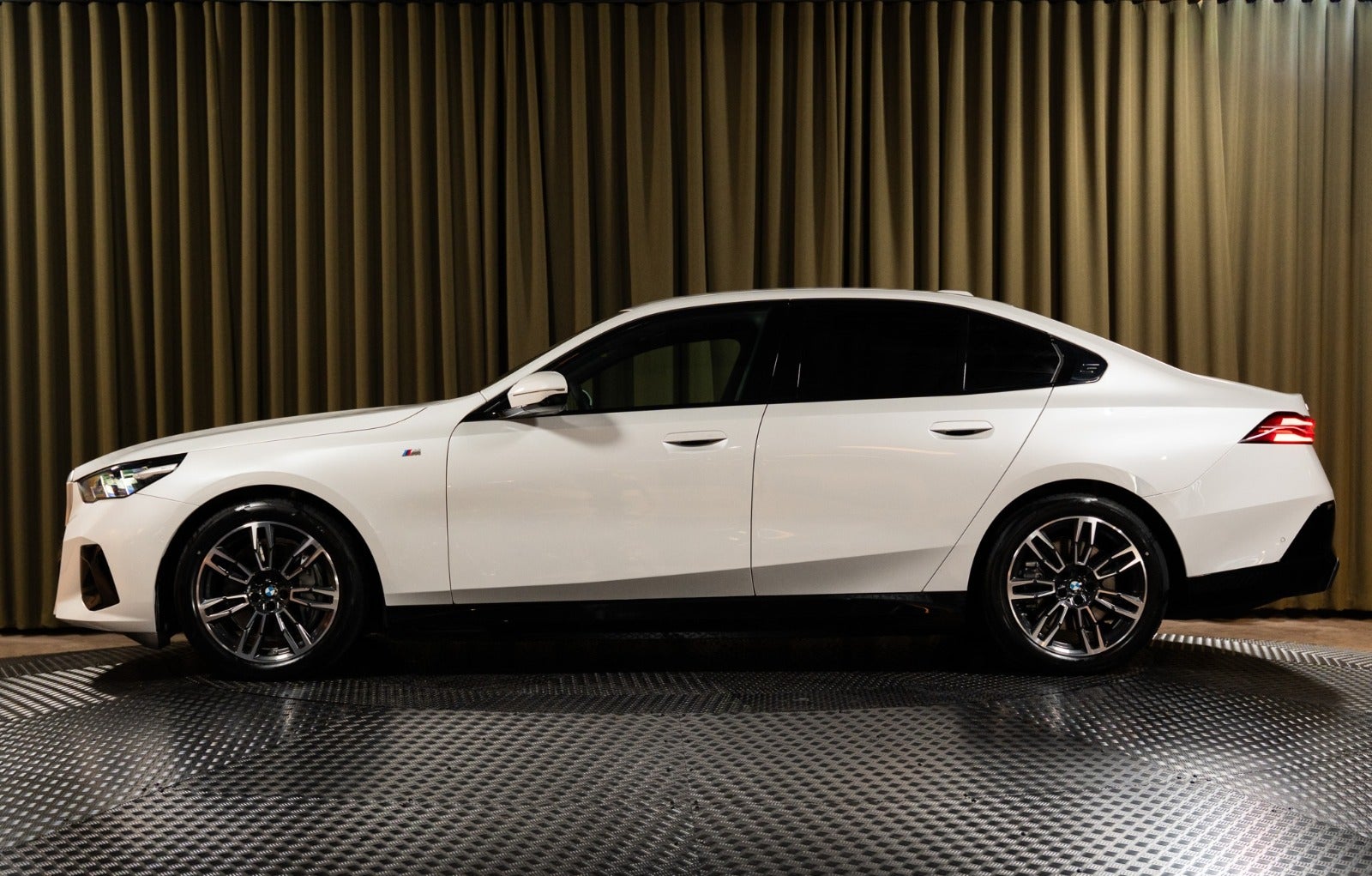 Billede af BMW i5  eDrive40 M-Sport