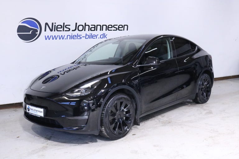 Tesla Model Y Long Range AWD