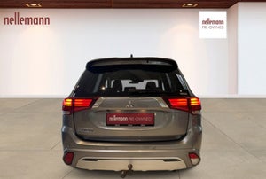 Mitsubishi Outlander PHEV Intense CVT 4WD