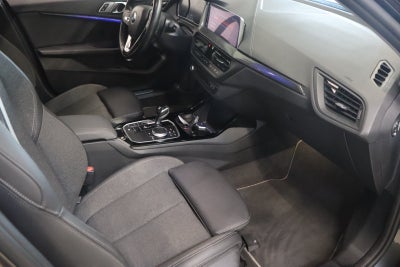 BMW 118i Sport Line aut.