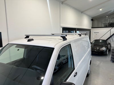 VW Transporter TDi 110 Kassevogn lang