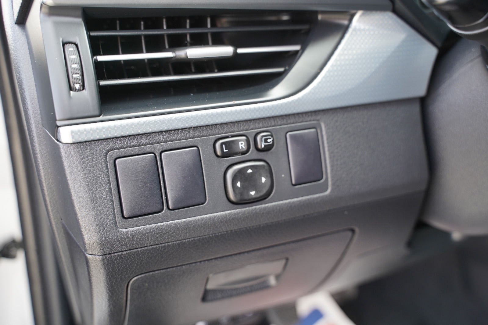Billede af Toyota Avensis 1,8 VVT-i T2 Executive