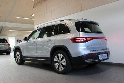 Mercedes EQB250+ 