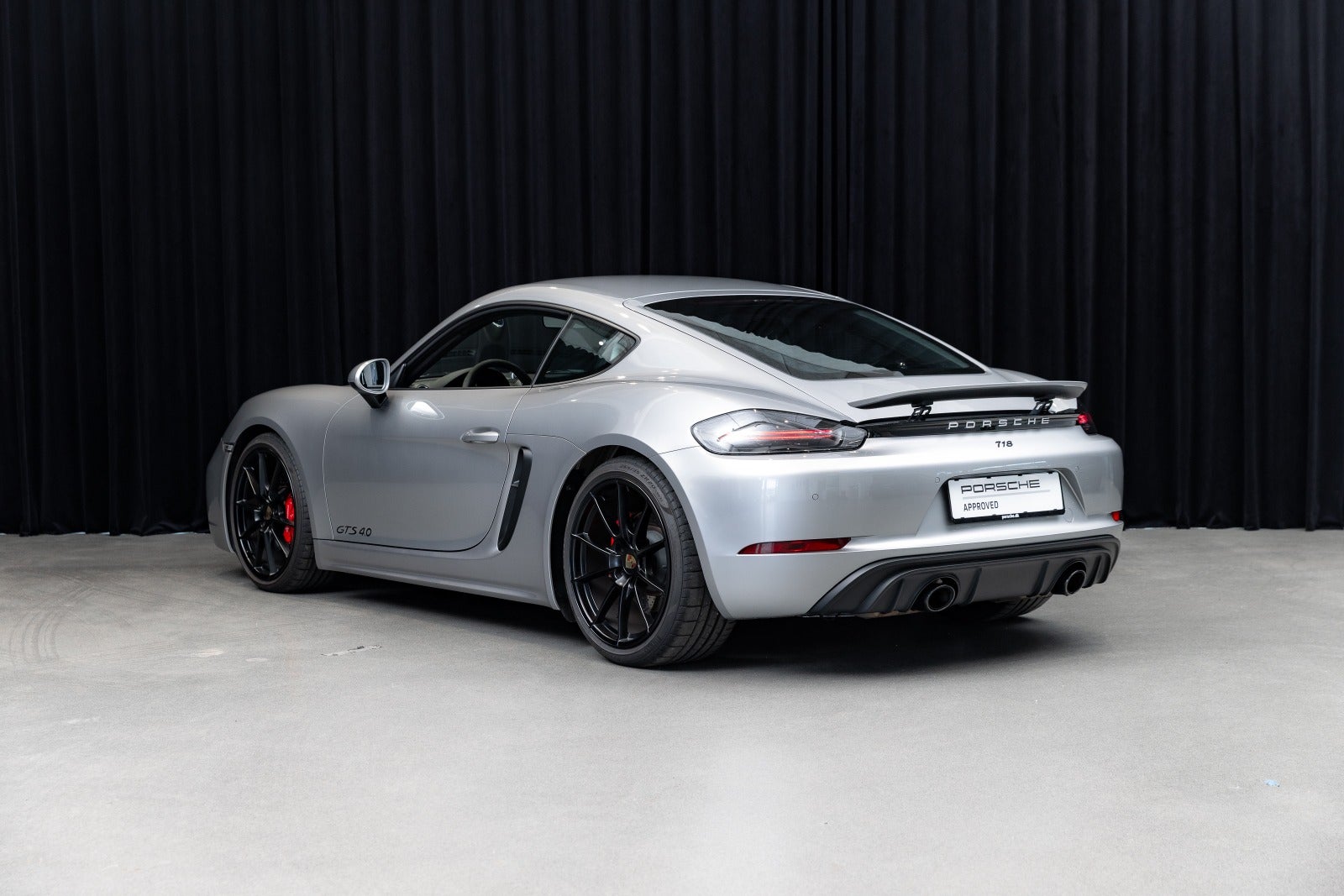 Gallery image 3 of 14