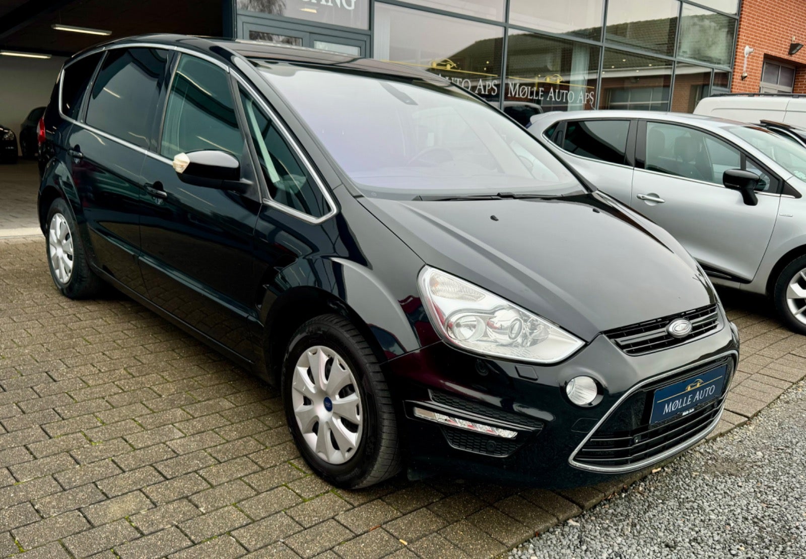 Ford S-MAX 2,0 SCTi 203 Titanium aut. 7prs