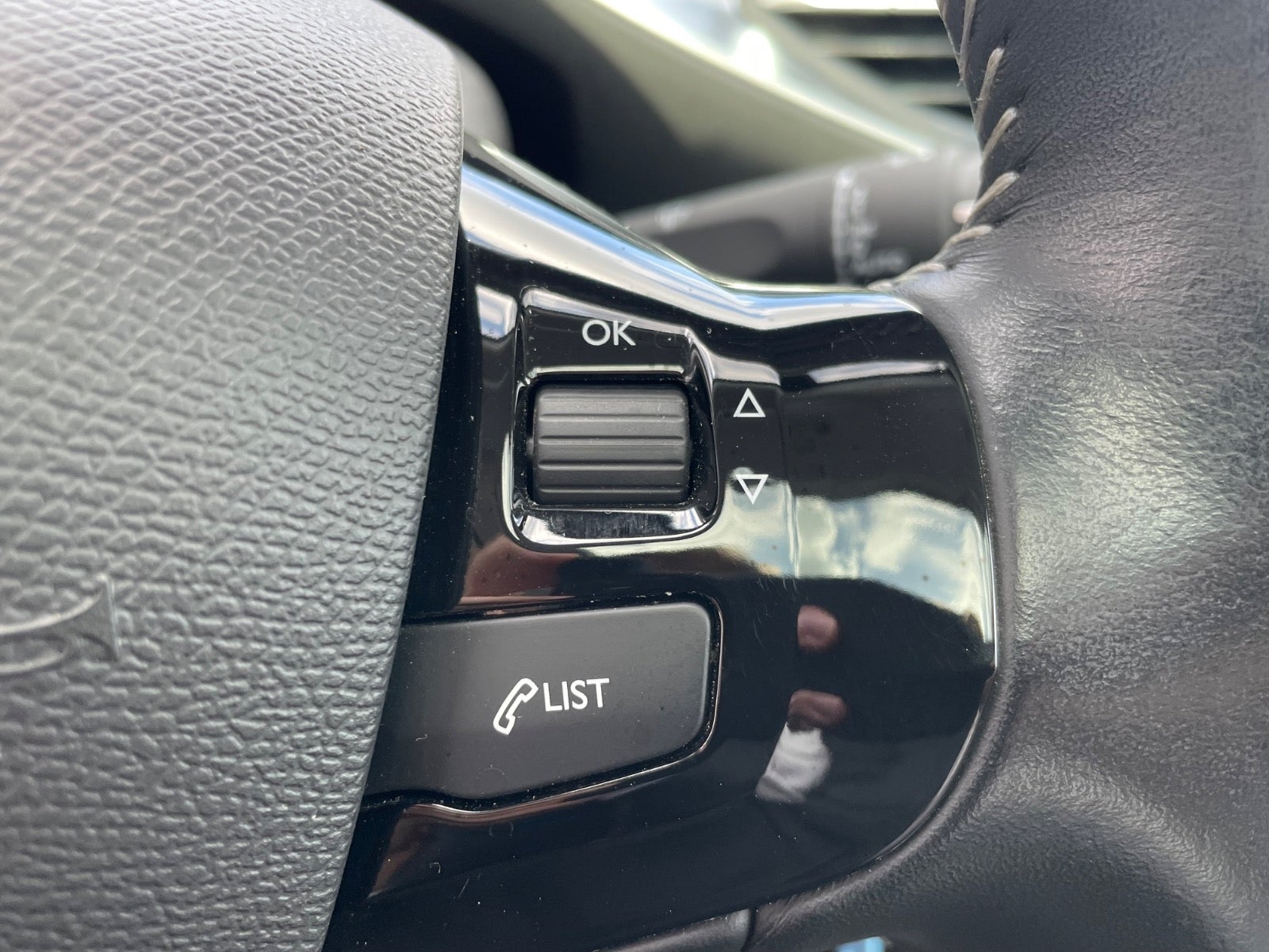Billede af Peugeot 308 1,6 BlueHDi 120 Allure Sky SW