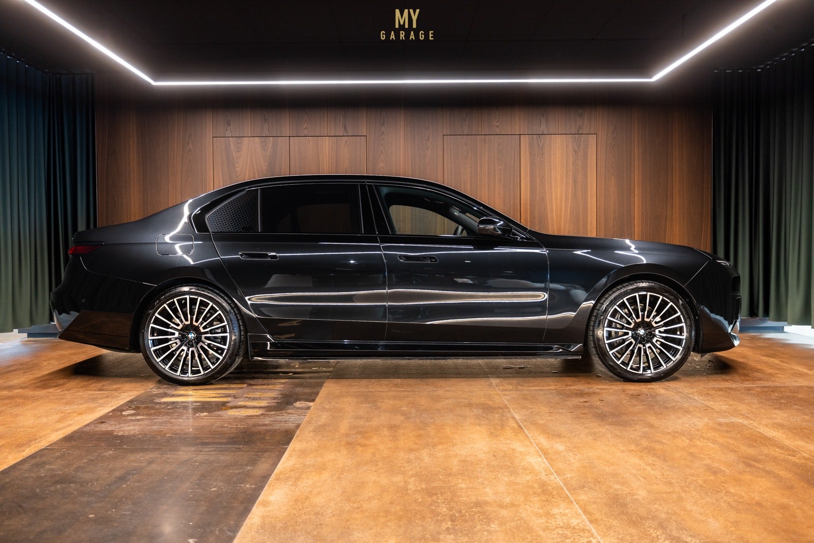 BMW i7 - eDrive50 M-Sport