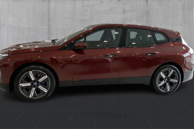 BMW iX xDrive40 Fully Charged - 1