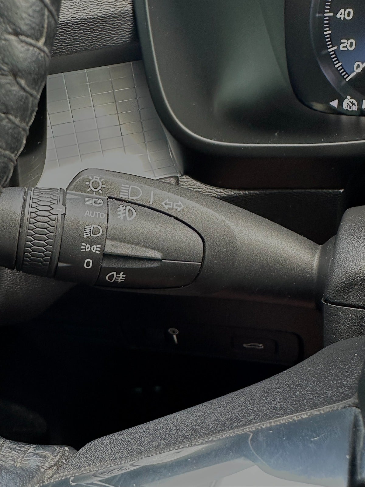 Billede af Volvo XC40 1,5 T3 163 Momentum