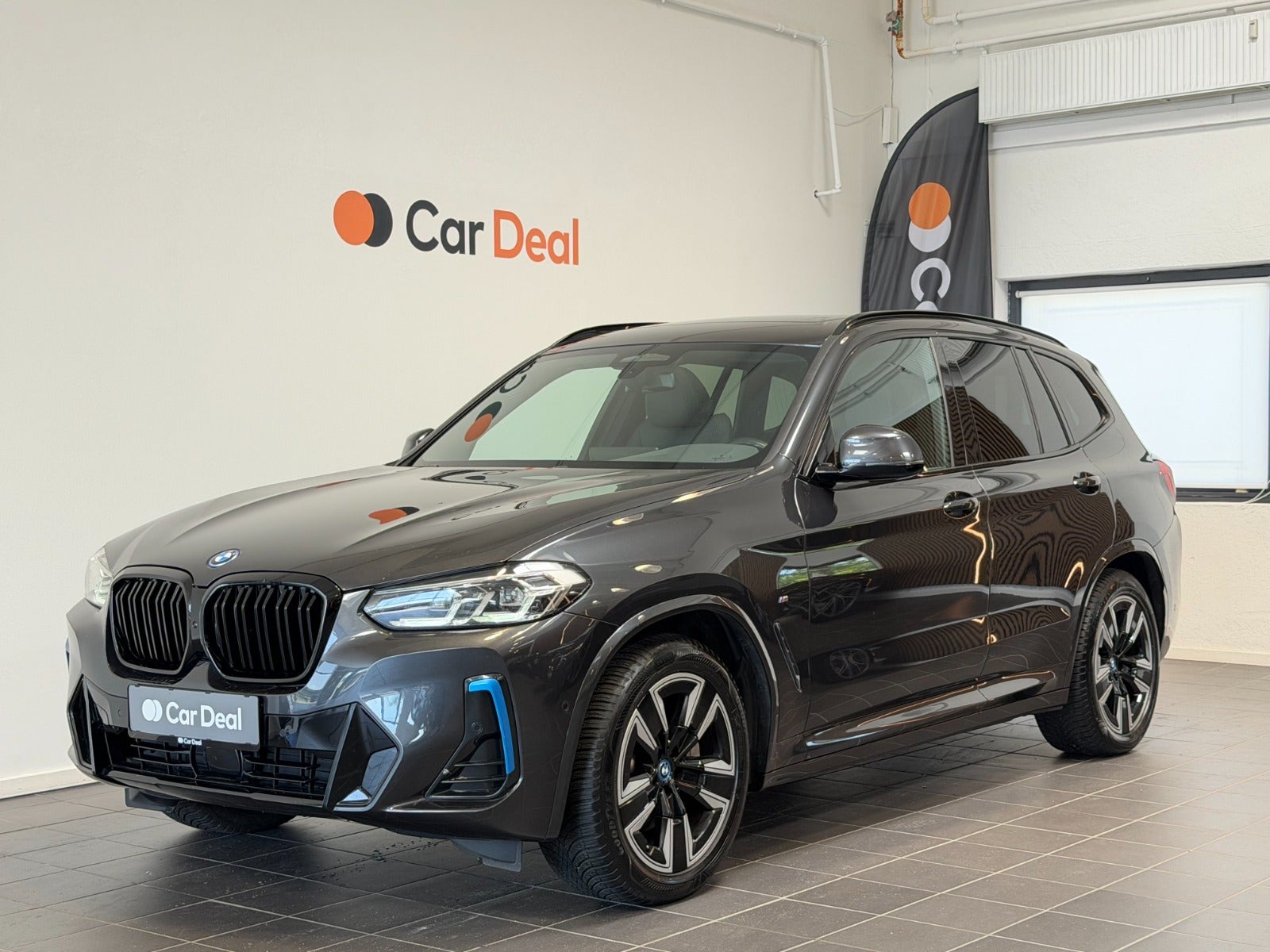 BMW iX3 Charged M-Sport