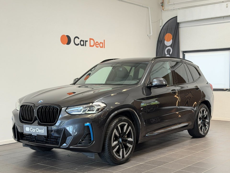 BMW iX3 billede