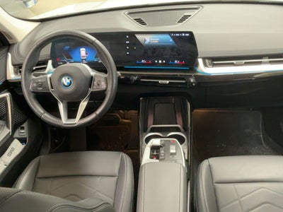 BMW iX1 eDrive20 X-Line
