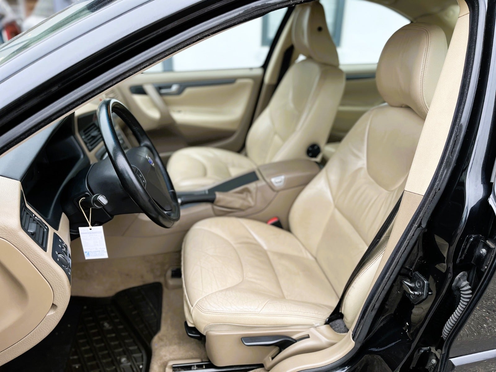 Billede af Volvo S60 2,4 140 Momentum aut.