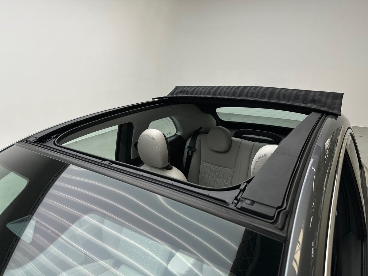 Fiat 500e la Prima Cabrio billede 19