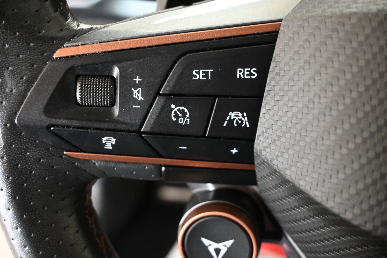 Cupra Leon eHybrid DSG