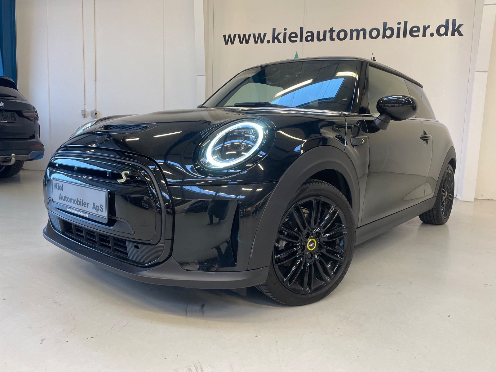 MINI Cooper SE Yours Trim
