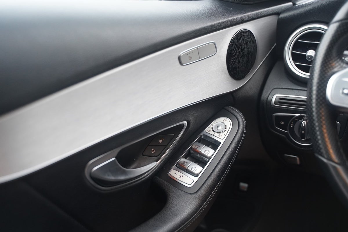 Billede af Mercedes C220 d 2,0 AMG Line stc. aut.