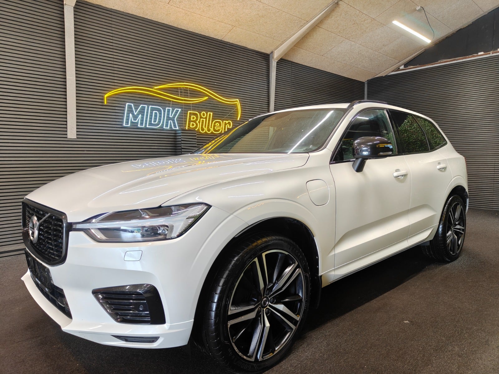 Billede af Volvo XC60 2,0 T8 ReCharge R-Design aut. AWD