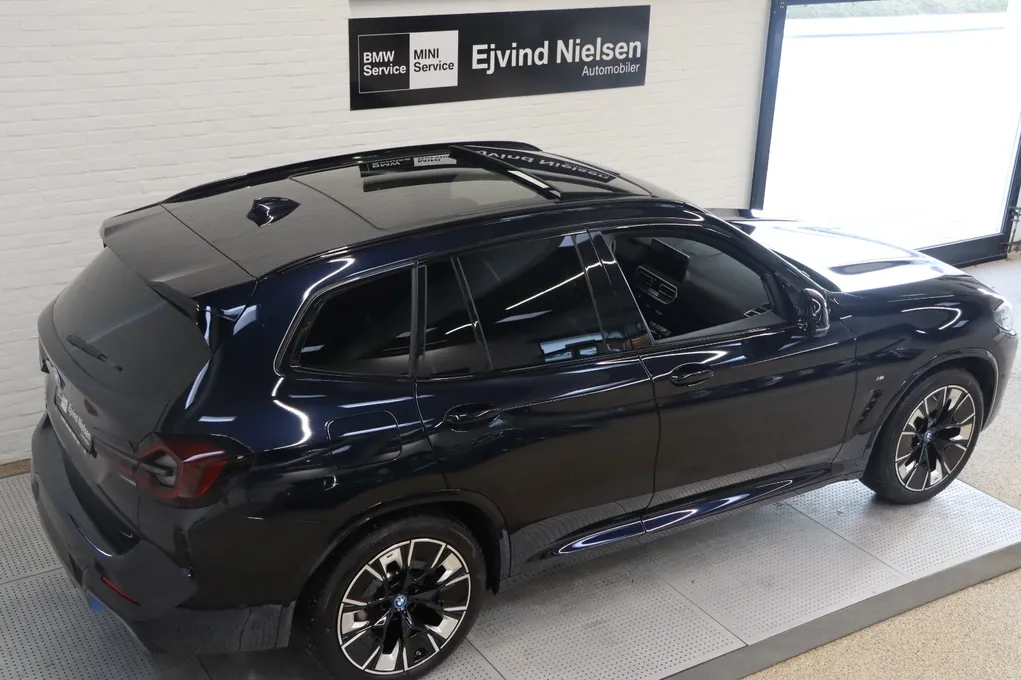BMW iX3 Charged Plus M-Sport