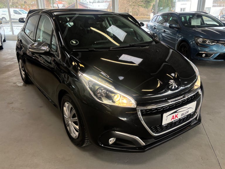Peugeot 208 BlueHDi 100 Desire Sky