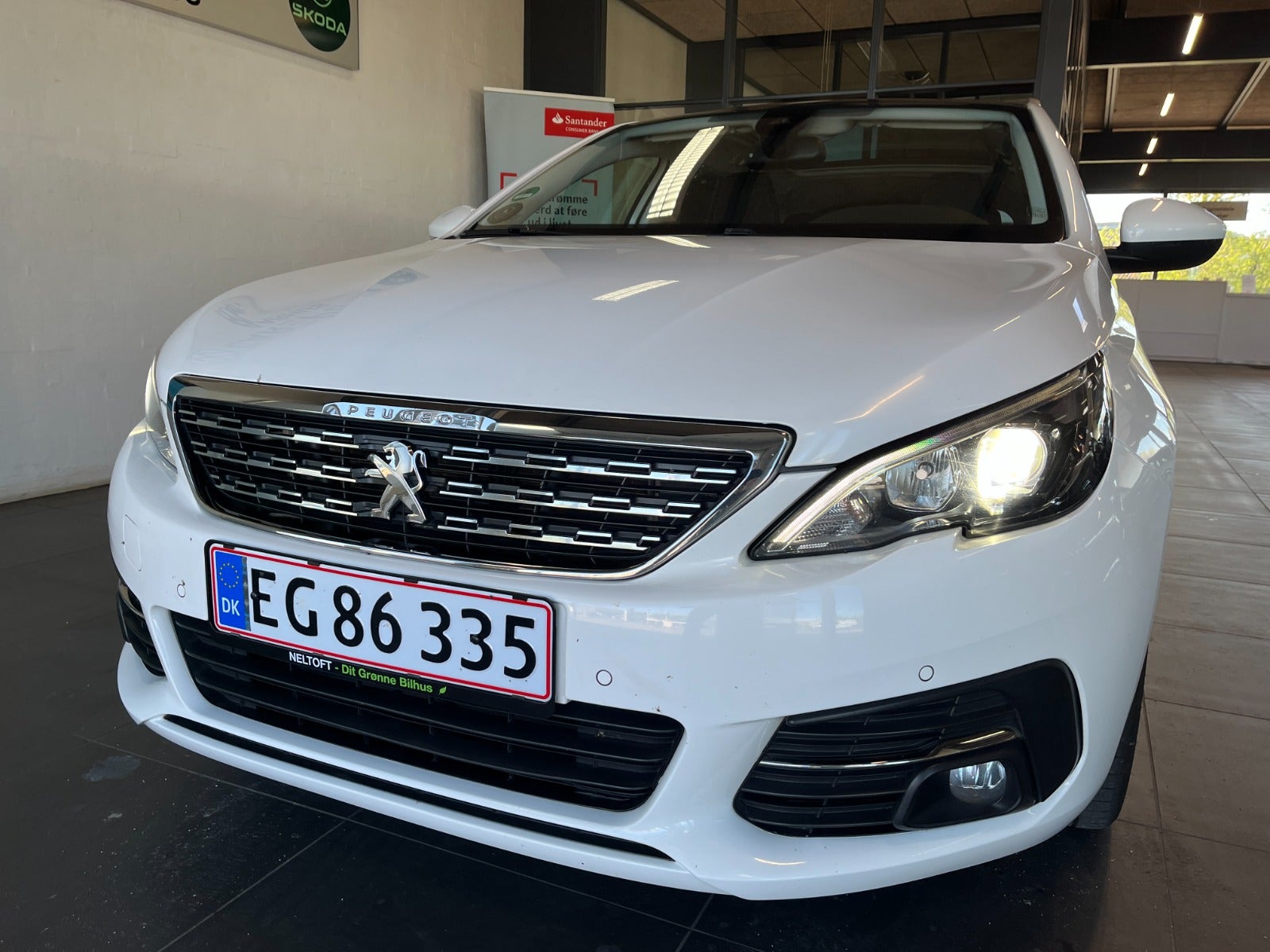 Billede af Peugeot 308 1,6 BlueHDi 120 Allure Sky SW