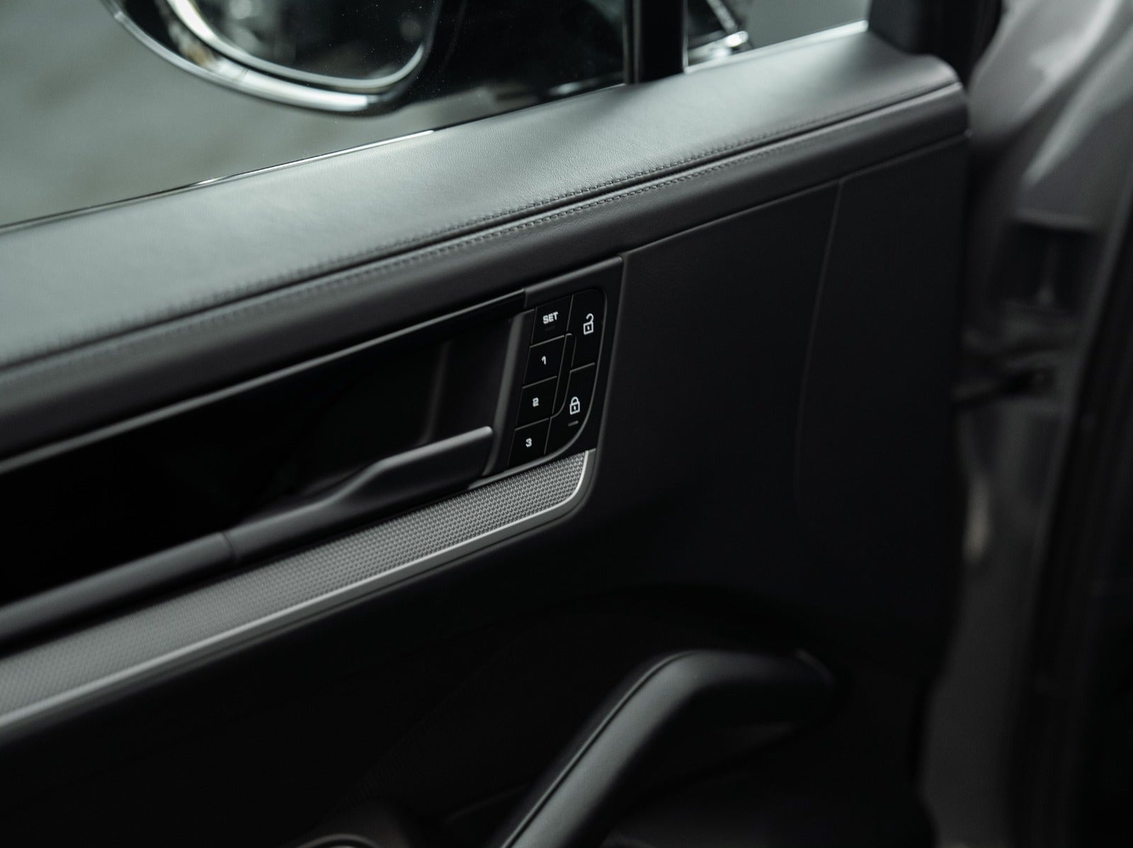 Gallery image 11 of 18