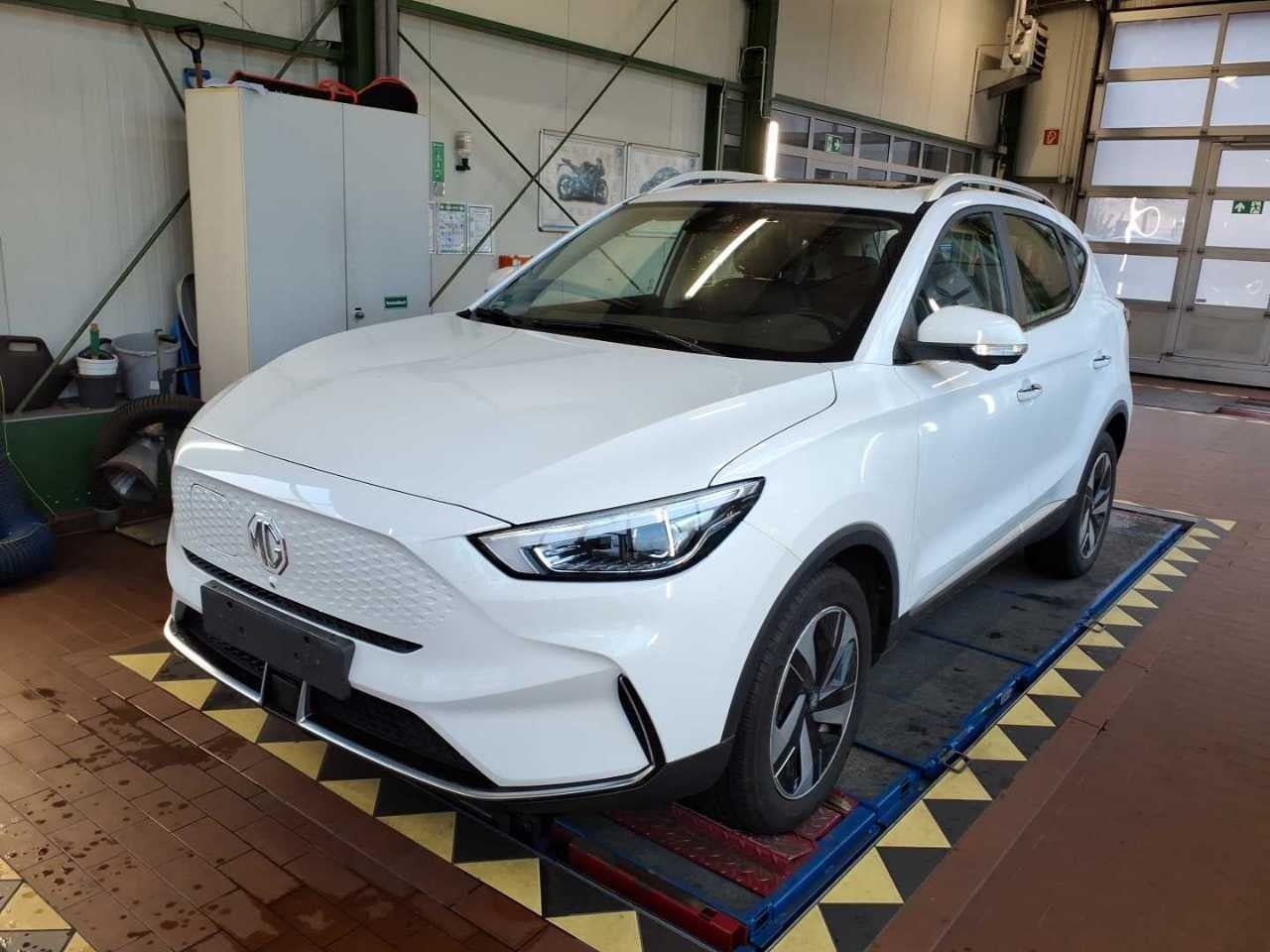 MG ZS Luxury