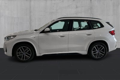 BMW iX1 xDrive30 Fully Charged - 1