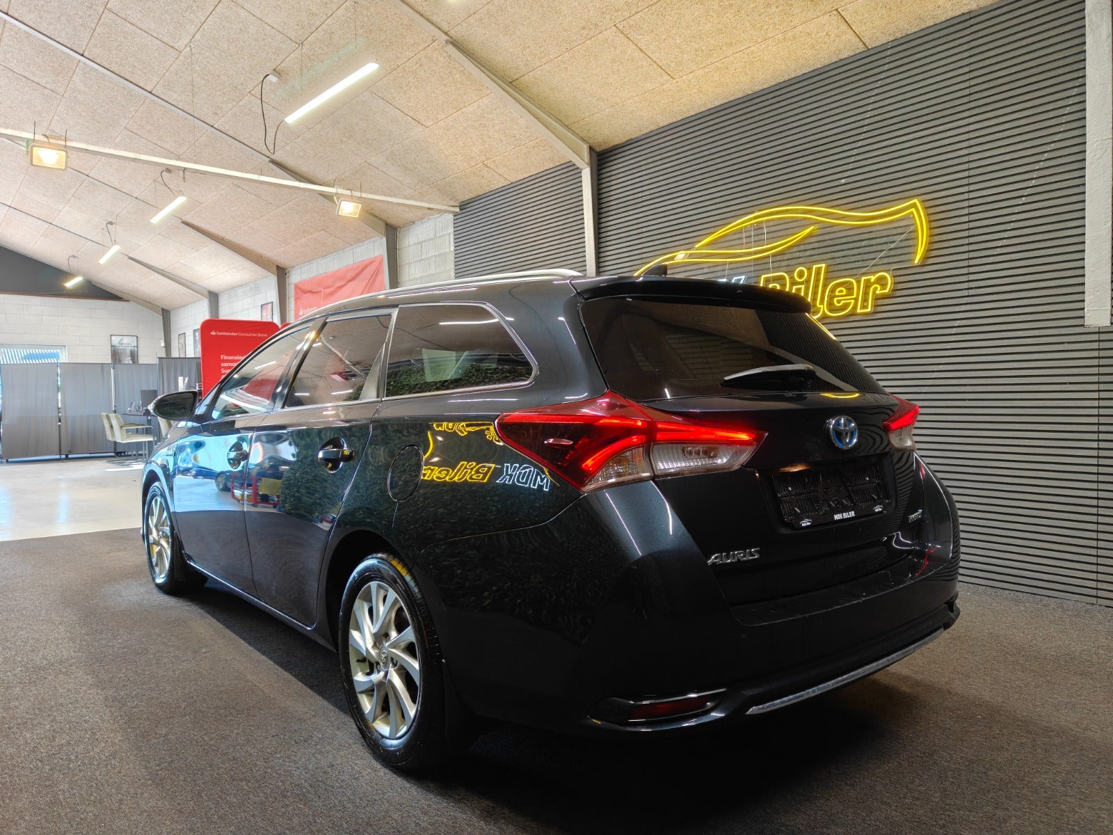 Billede af Toyota Auris 1,8 Hybrid H2 Touring Sports CVT
