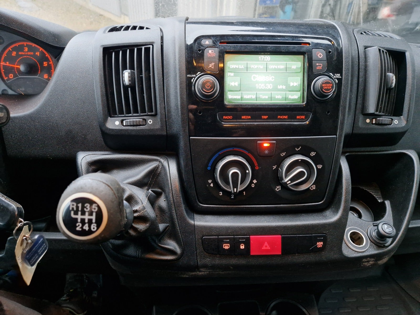 Billede af Peugeot Boxer 333 2,0 BlueHDi 130 L2H2