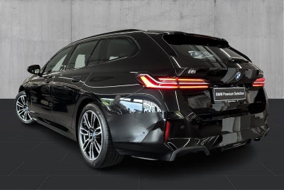 BMW i5 eDrive40 Touring M-Sport - 2