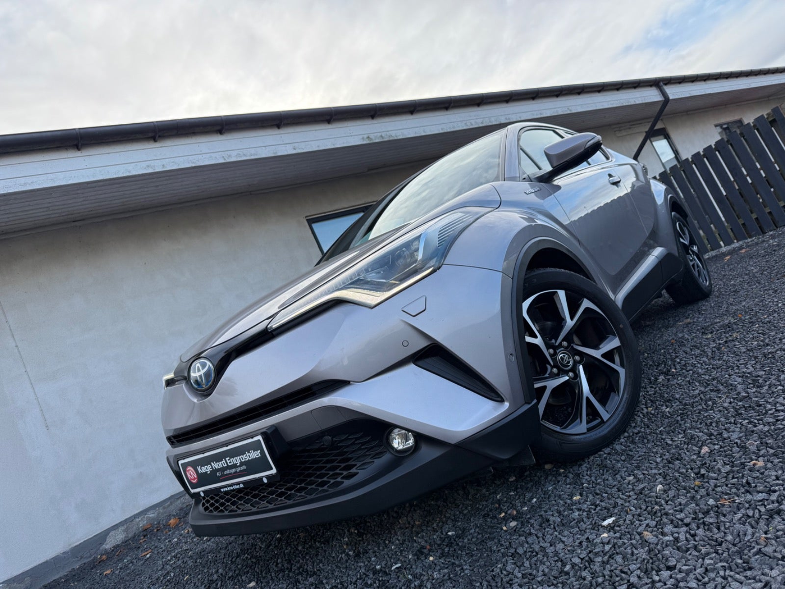 Toyota C-HR Hybrid Premium Selected CVT