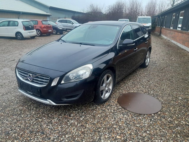 Volvo V60 2,0 D3 163 Kinetic