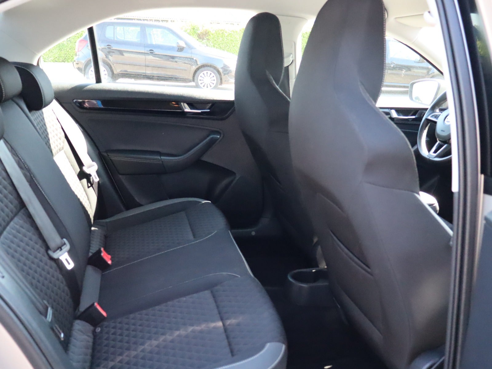 Billede af Renault Megane IV 1,3 TCe 140 Zen Sport Tourer EDC