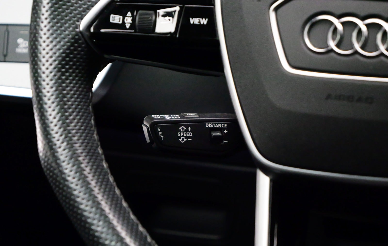 Audi A6 TFSi e Sport Avant quattro S-tr.